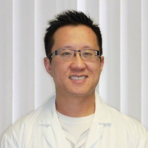 Eric-Hwang-dentist