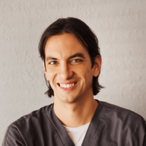 Carlos-Rivero-dentist