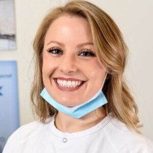 Makayla-Reid-dentist