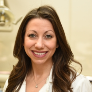 Lauren-Greco-dentist
